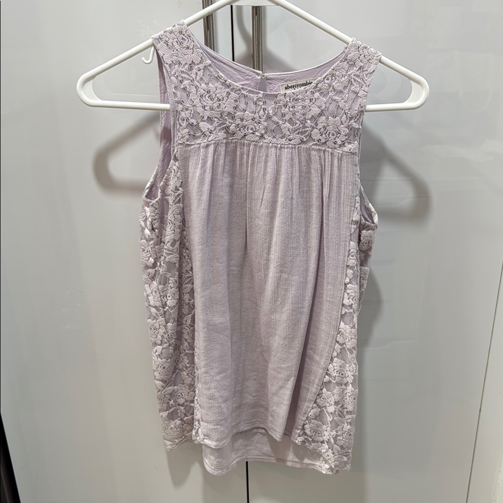 Lavender Lace Sleeveless Top
